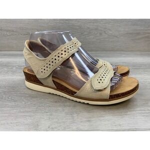 Cobb Hill Women's Trista Cream Metallic Leather Wedge Sandals Perforated 8